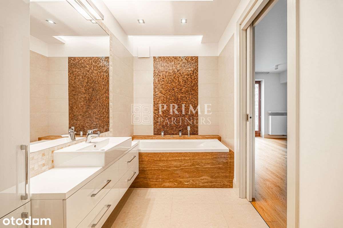 Apartament przy ul. Grzybowskiej 4 z dwoma miejscami garażowymi-8