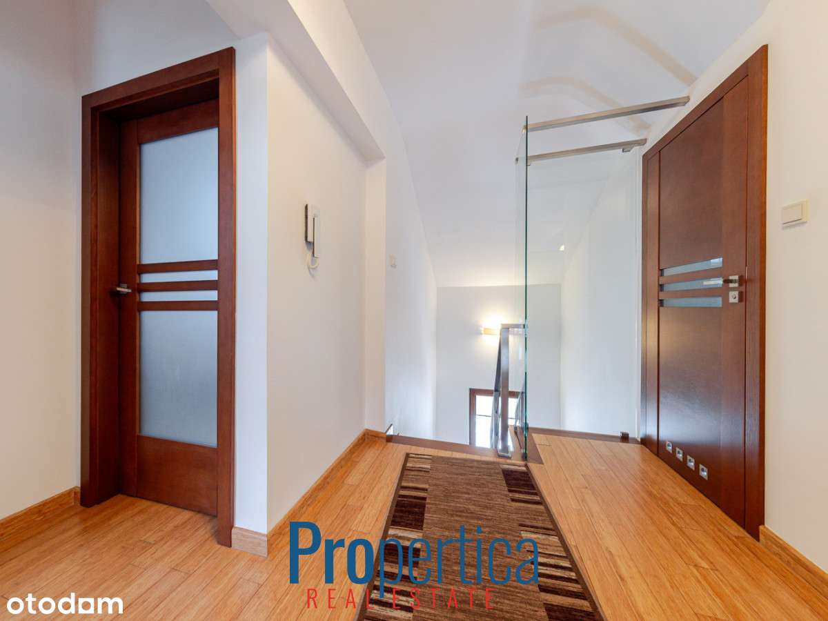 Komfortowe 7pokoi!   Dom  na osiedlu pośród lasu.-9