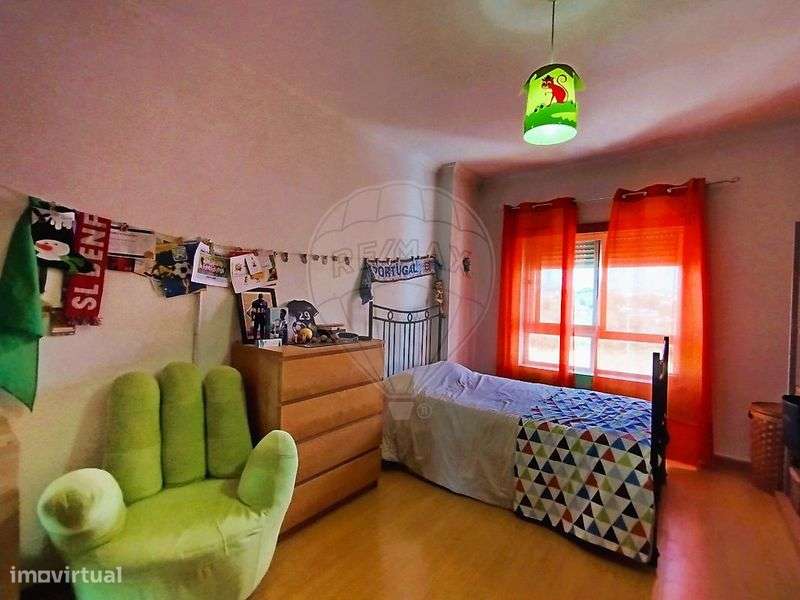 Apartamento T3 Duplex - Grande imagem: 5/12