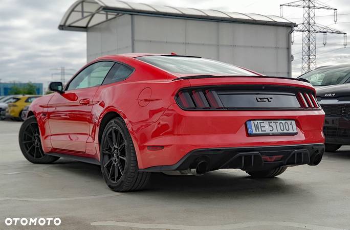 Ford Mustang 5.0 V8 GT - 6