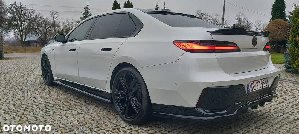 BMW Seria 7 740d xDrive mHEV sport - 2