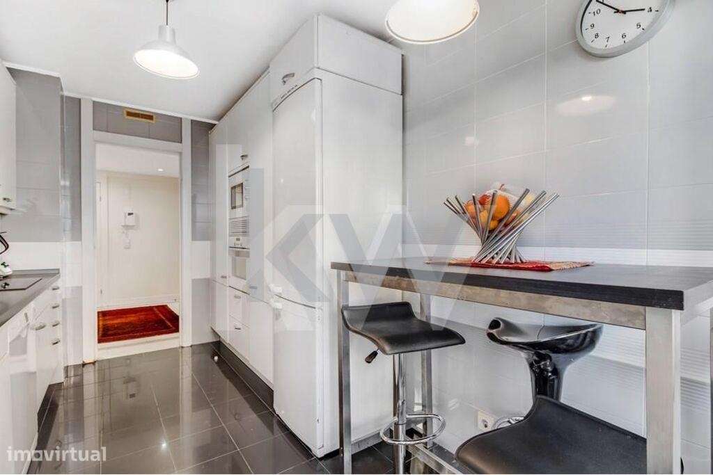 Apartamento T3 - PERMUTA T2 - LUMIAR - Grande imagem: 4/33