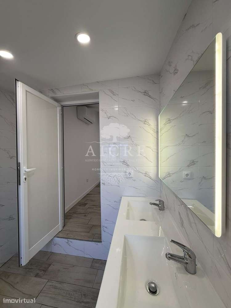 Moradia T2 Térrea Totalmente Remodelada em Selmes – Vidigueira-8