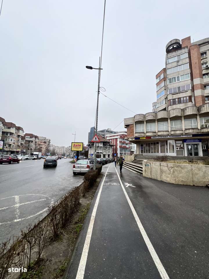 Apartament ultracentral 3 camere Maior Sontu Pitesti-12