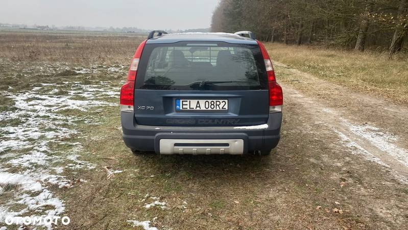 Volvo XC 70 - 4