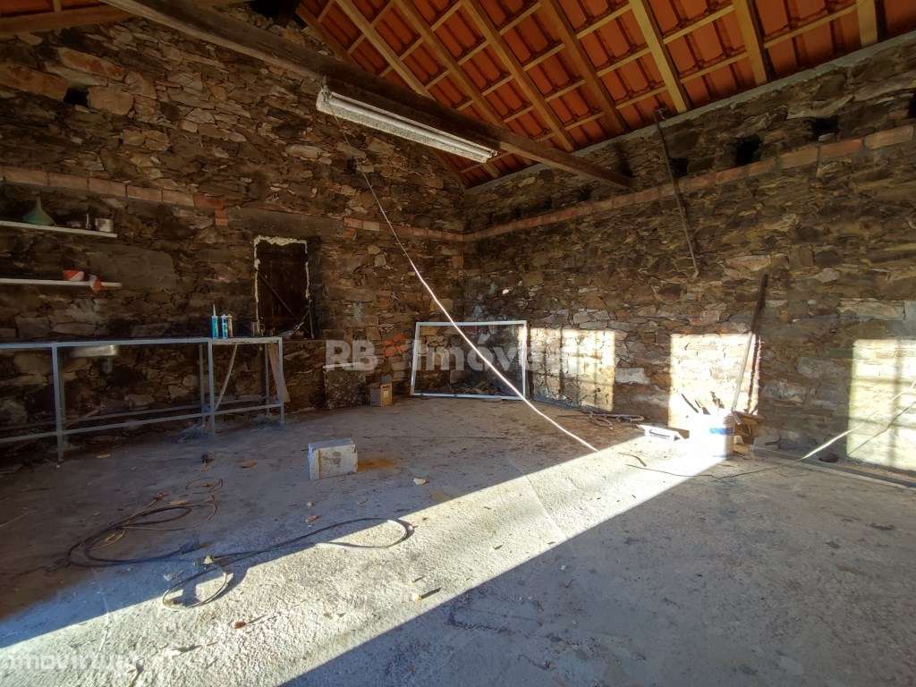 Casa rural com terreno - Nossa Sra do Pranto, Ferreira do Zêzere - Grande imagem: 5/28