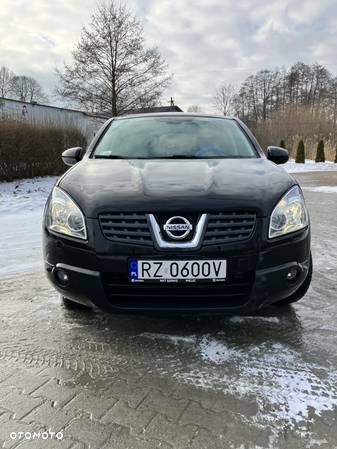 Nissan Qashqai 2.0 dCi DPF 4x4 tekna - 1