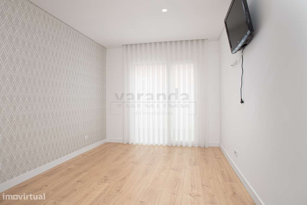 Moradia T4 Térrea, com piscina – Vila Nogueira de Azeitão-18