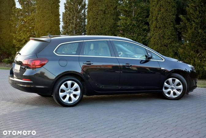 Opel Astra 1.6 CDTI DPF ecoFLEX Sports TourerStart/Stop Exklusiv - 12