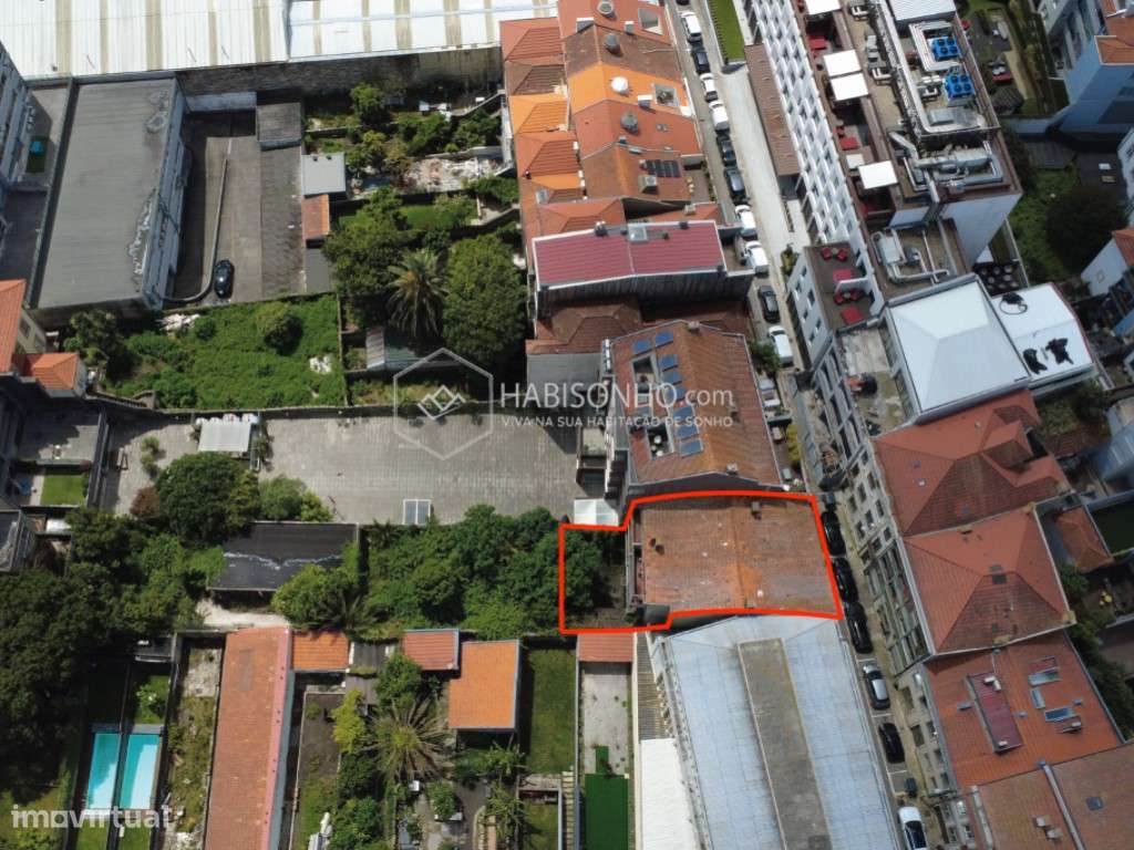 Prédio Zona ARU | Centro | Porto - Grande imagem: 5/26