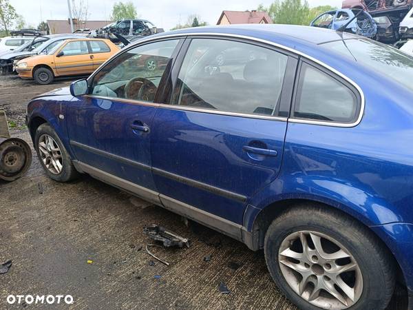 PASSAT B5 LIFT ZDERZAK PRZÓD LC5X - 8