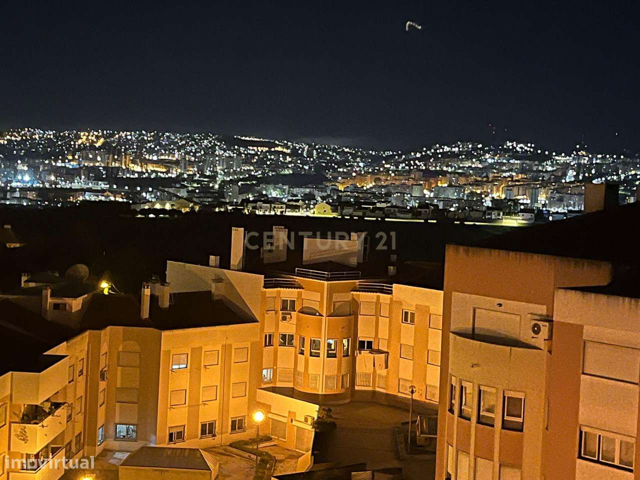 T3 153 m² com varanda | Garagem + 1 lugar de estacionamento | Lumiar |-28