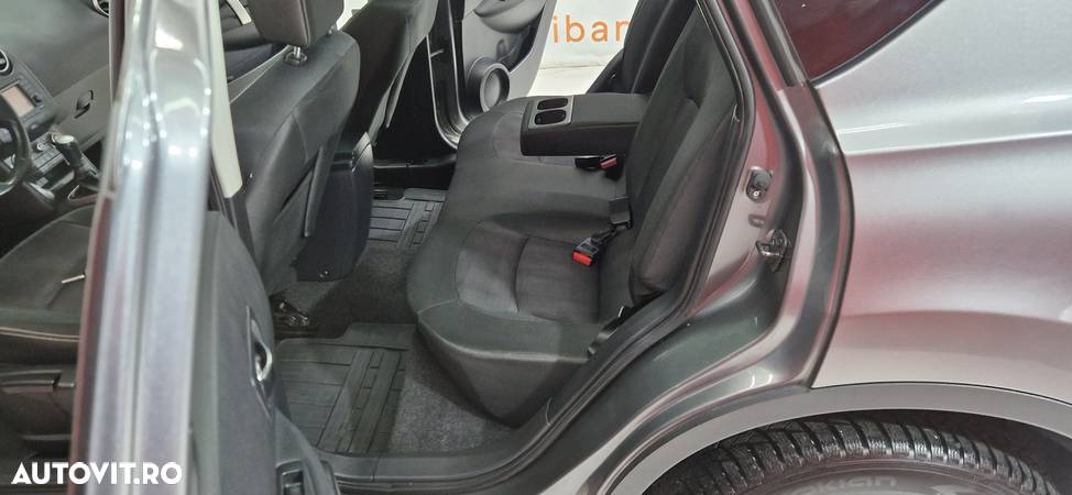 Nissan Qashqai 1.5 dCi DPF 360 - 33