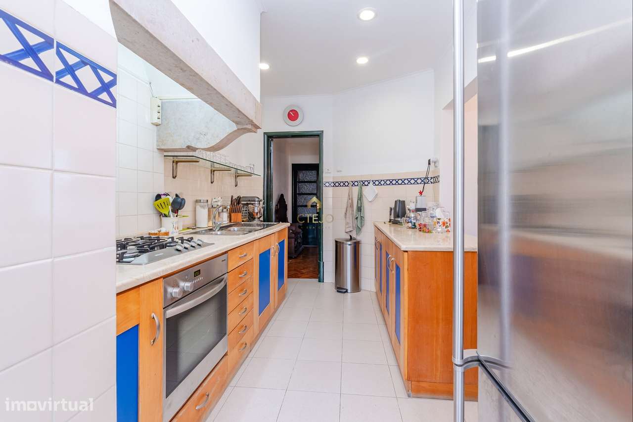 Apartamento T4 Charme Lisboa-15