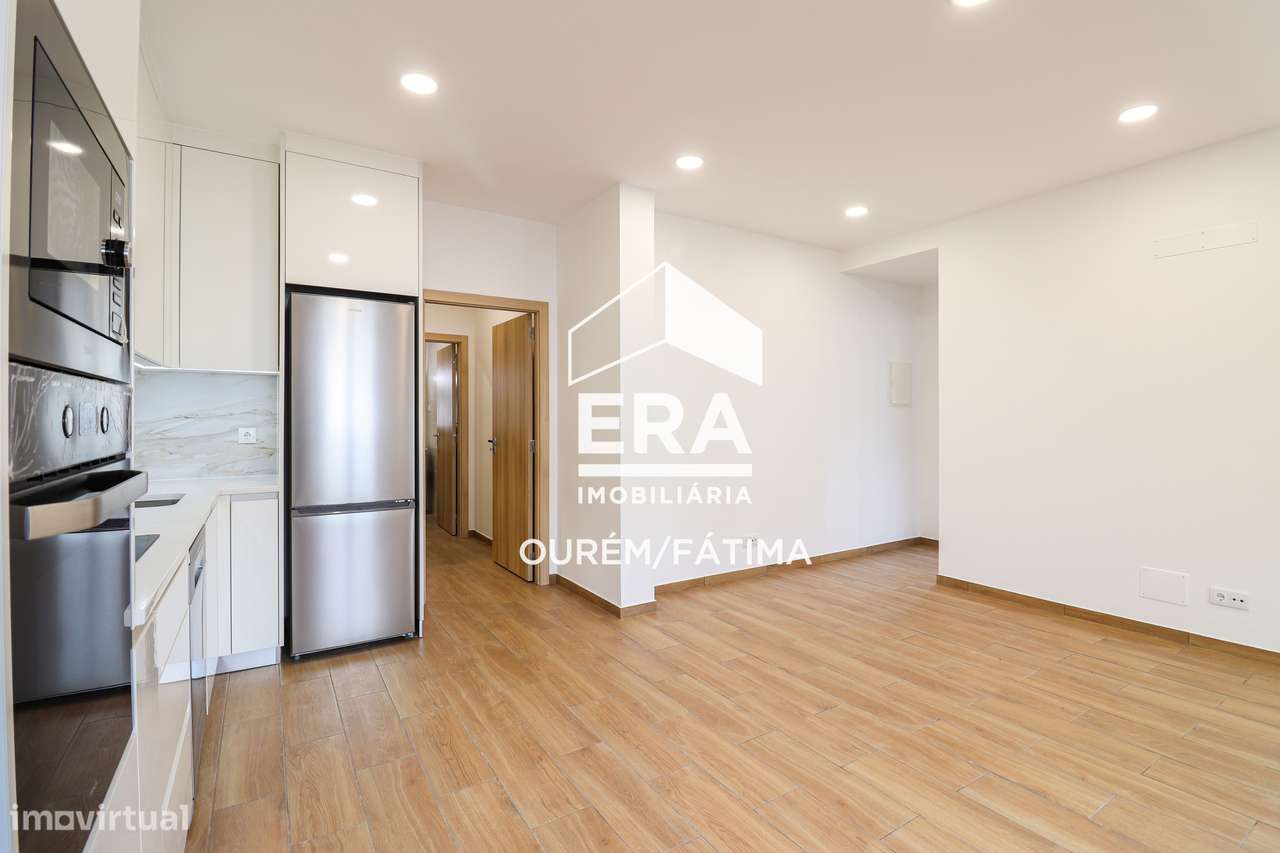 Apartamento T2 em Ourém totalmente remodelado - Grande imagem: 4/18