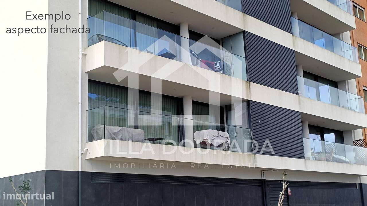 Apartamento T1+1 com Garagem na Serra de Canelas-13