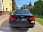 BMW Seria 3 320d Efficient Dynamics Luxury Line - 17