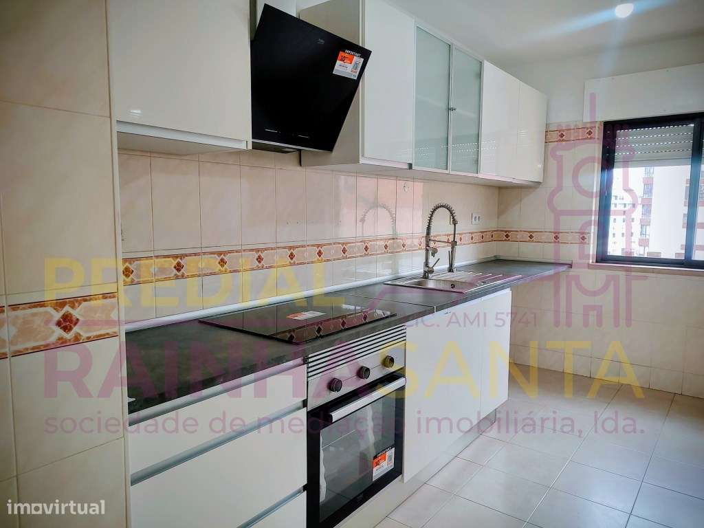 Apartamento T2. Renovado. - Grande imagem: 2/18