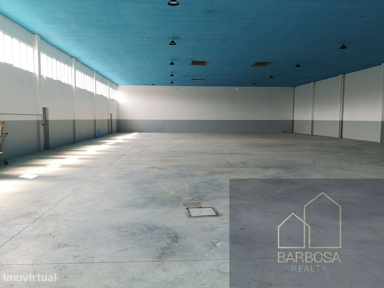 Maia - 700m2 cobertos+logradouro 500m2+Portão TIR+Escritórios+Copa+3WC - Grande imagem: 4/31