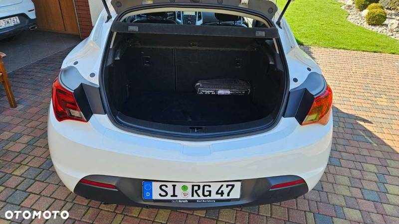 Opel Astra GTC 1.6 SIDI Turbo ecoFLEX Start/Stop Edition - 16