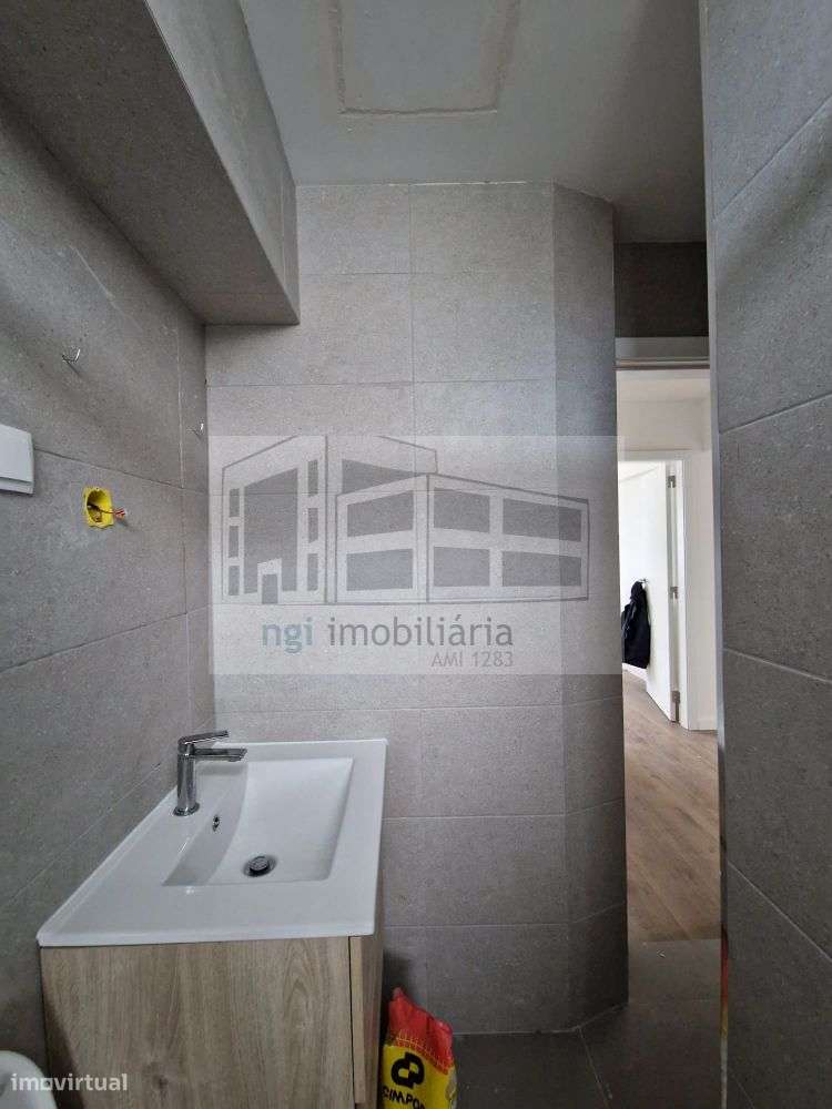 Apartamento T3 - Encarnação - Lisboa-20