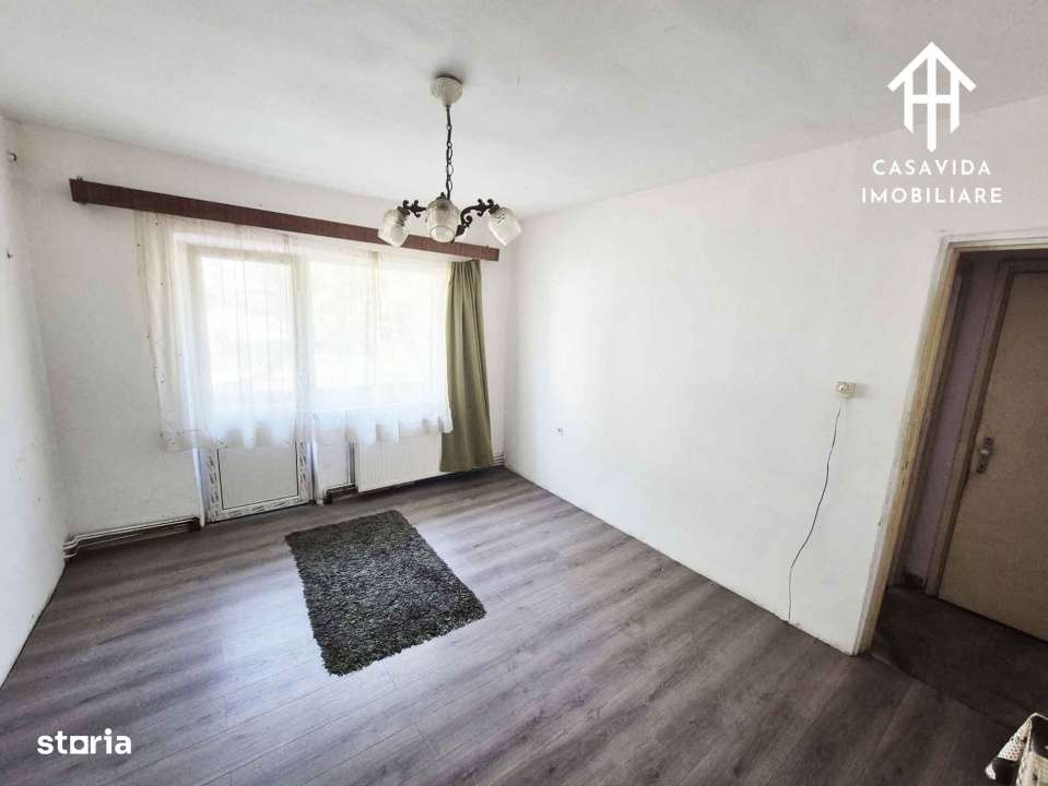 Apartament cu 3 camere de vanzare – Etaj 1, zona centrala (Unic) - Imagine principală: 1/8