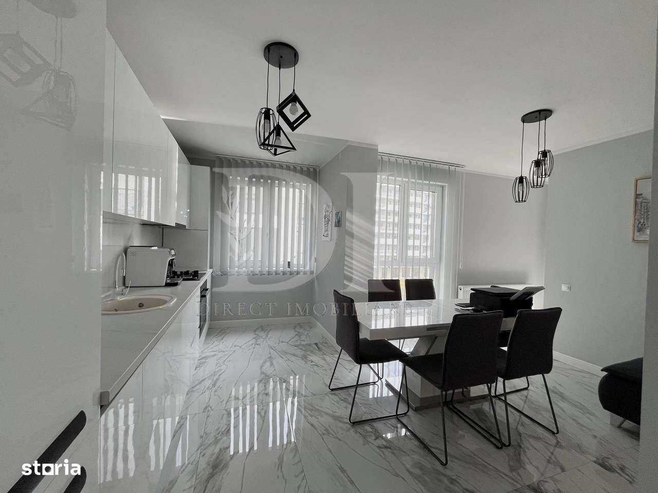 Apartament etaj intermediar | Zona Eroilor | parcare inclusa - Imagine principală: 2/14