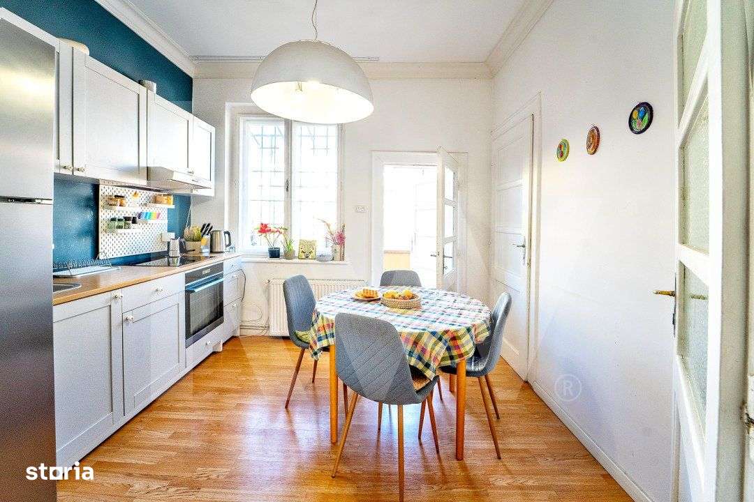 Casa pe un singur nivel cu 3 camere+pivnita. Pod si curte-Zona Sub Ari - Imagine principală: 1/19