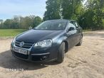 Volkswagen Jetta 1.9 TDI Comfortline - 1