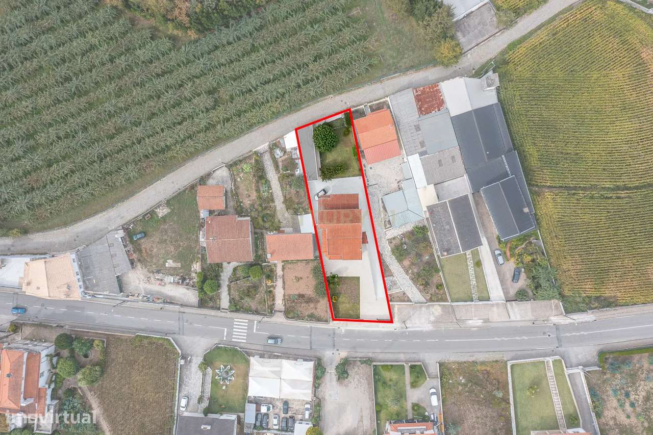 Moradia T4 - Vila de Cucujães - Oliveira de Azeméis-47