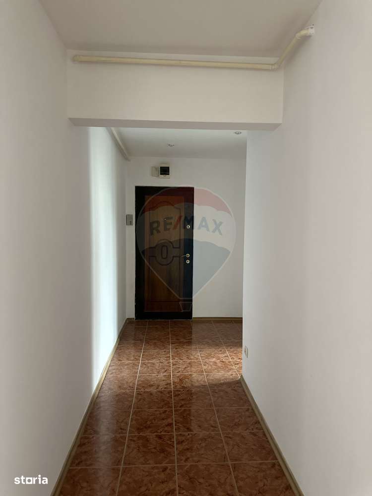 Apartament cu 4 camere de vânzare în zona Calea Romanului - Imagine principală: 5/11