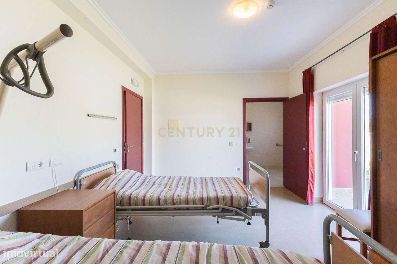 Exclusiva Oportunidade de Investimento:  Residência Geriátrica em Func-13