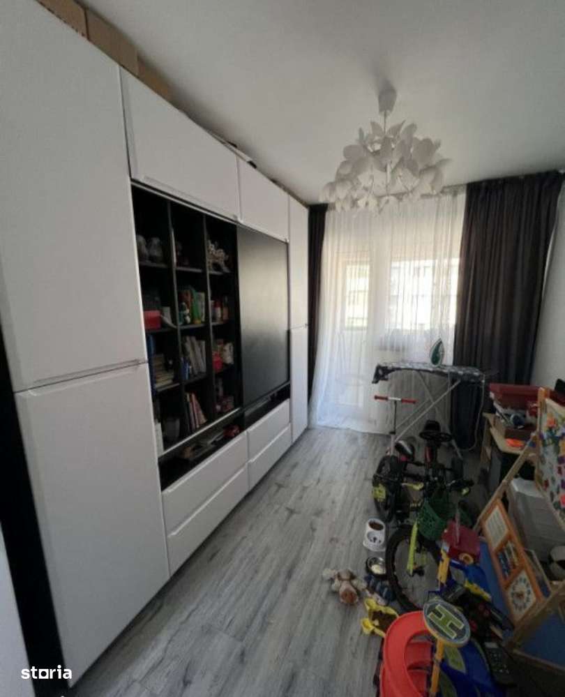 APARTAMENT 3 CAMERE BACOVIA FIALD-2