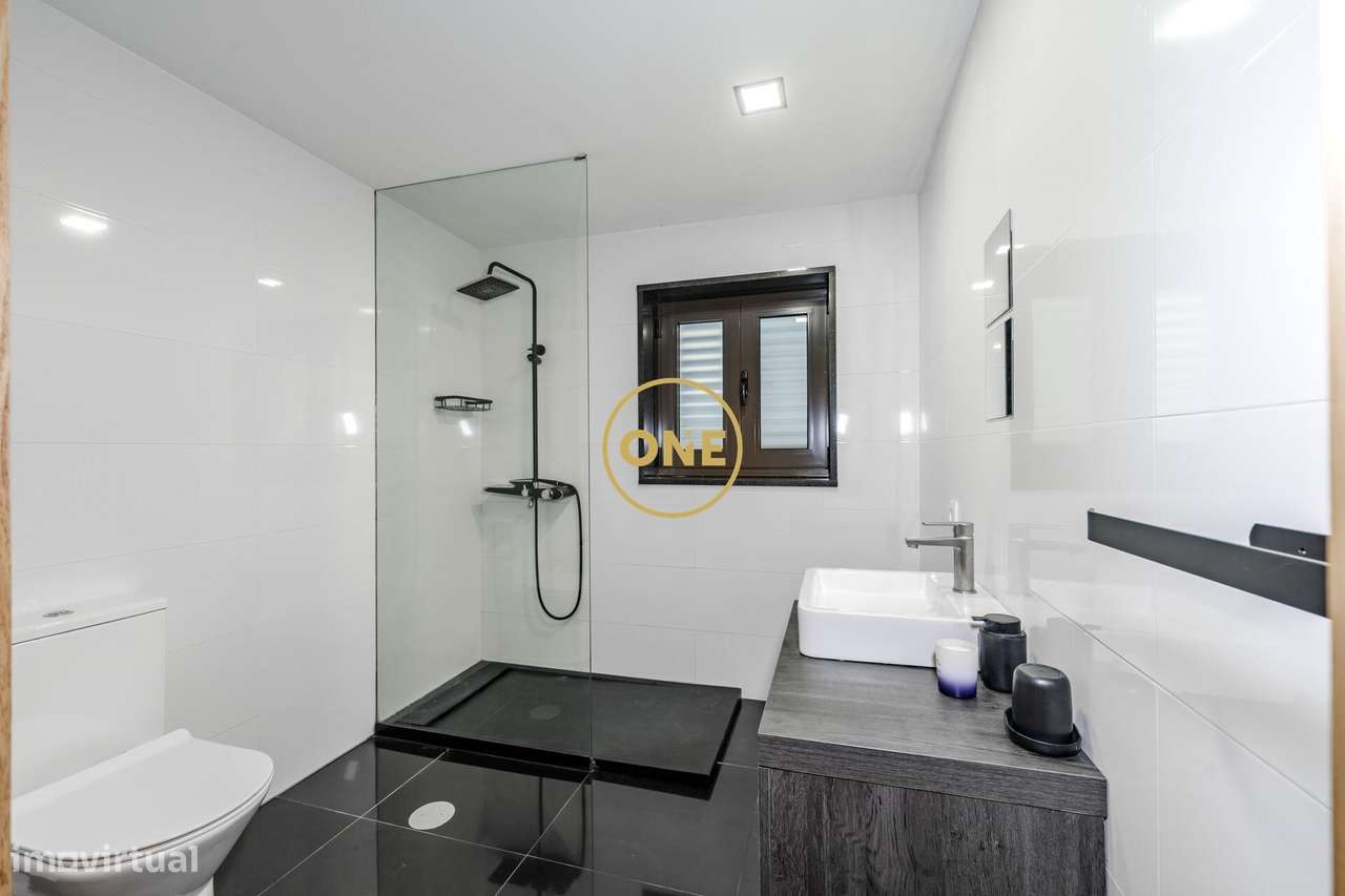 Moradia T1+ T3 em Vale S. Martinho - V.N. Famalicão-25