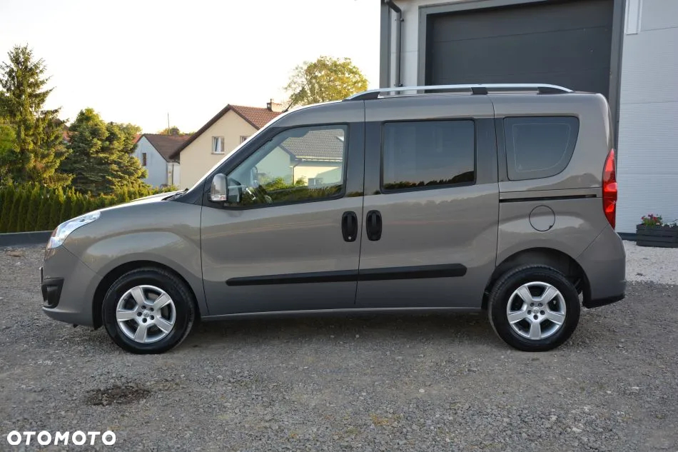 Opel Combo Tour 1.6 CDTI Cosmo - 11