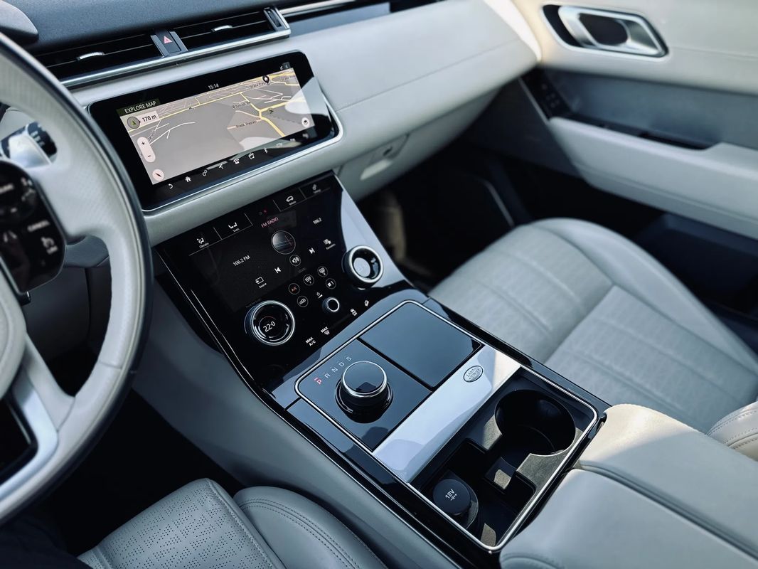 Land Rover Range Rover Velar 2.0 R-Dynamic HSE - 6