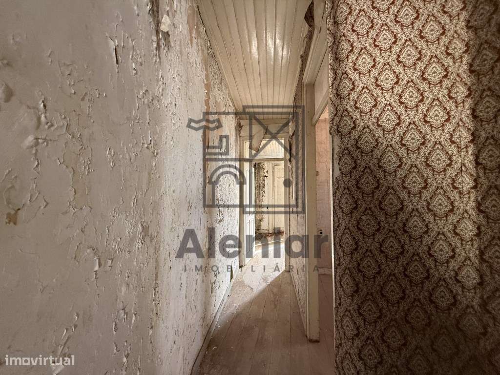 Oportunidade de Investimento no Centro Histórico de Alenquer - Bair...-17