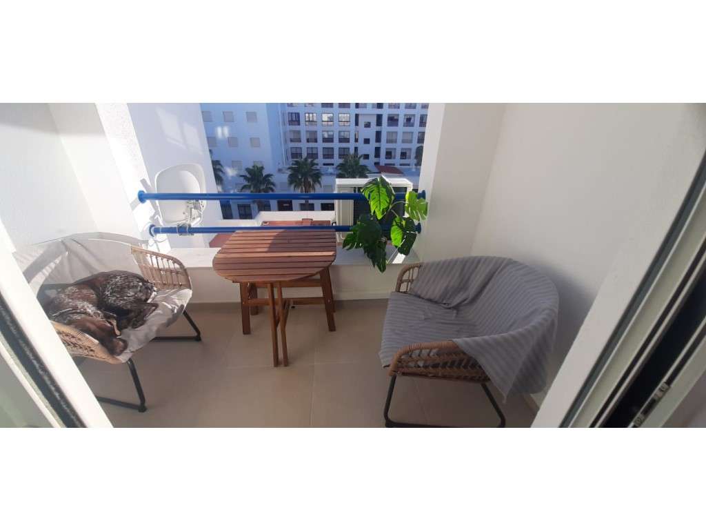 Apartamento T1 em condomínio com Piscina a 2 minutos da praia-27