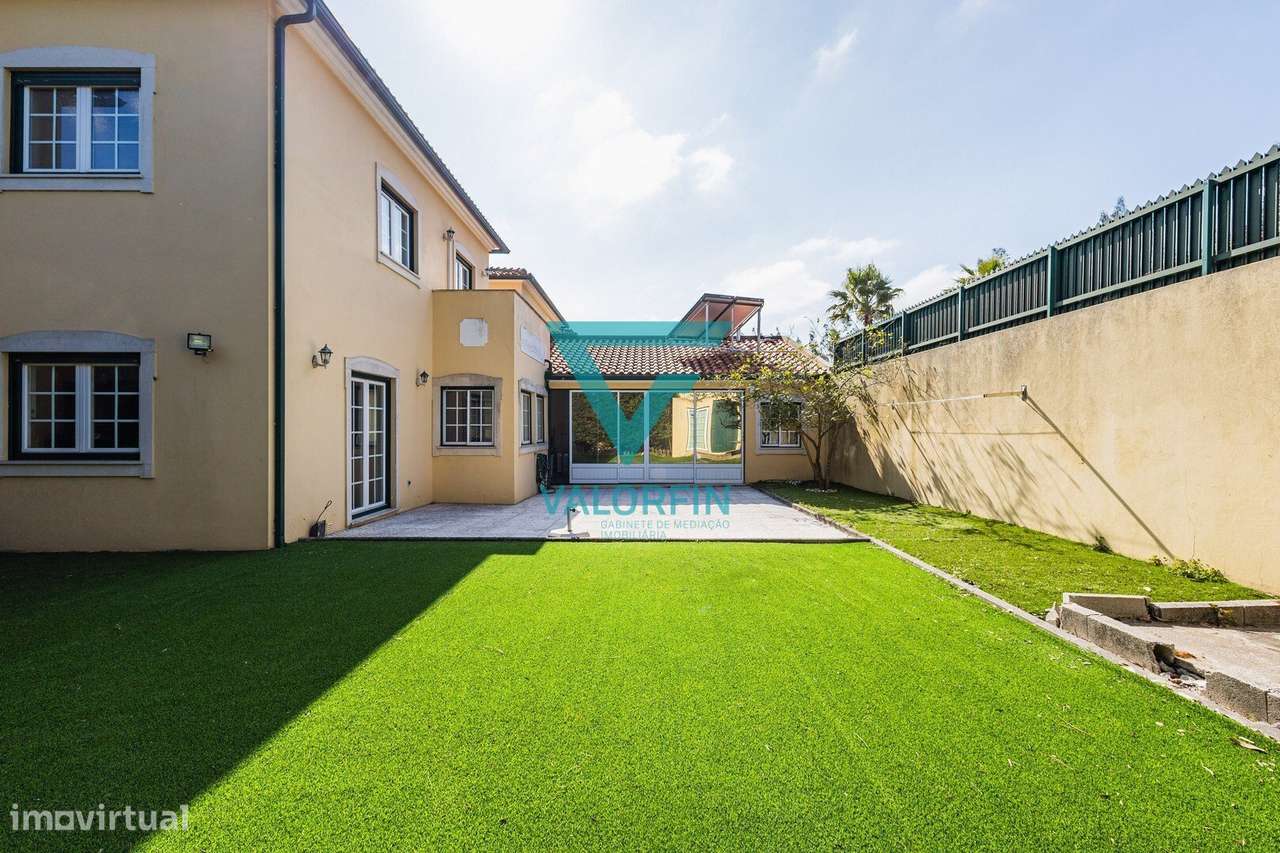 Moradia T4 c/ Jardim e Logradouro - Trutas - Marinha Grande-24