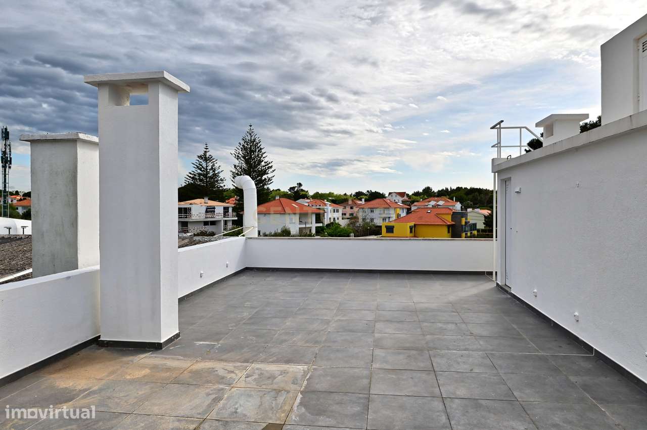 Último T0 em Aparthotel – Praça do Junqueiro, a 2 Min da Praia (Rentab-17