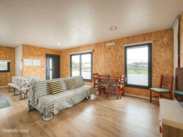 Moradia T2 Térrea a 5 minutos da praia - Grande imagem: 2/41