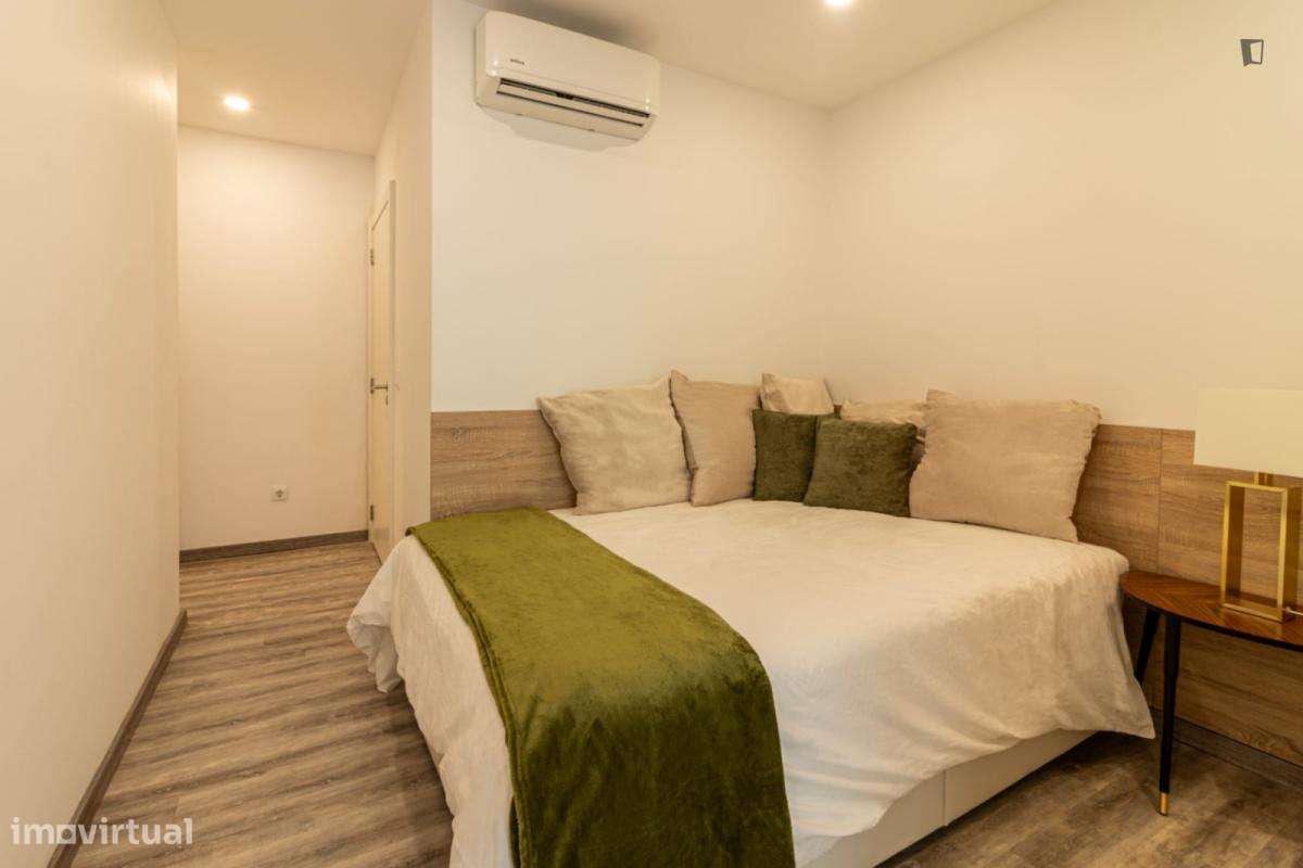 Quarto - localizado em Setubal - Grande imagem: 4/9