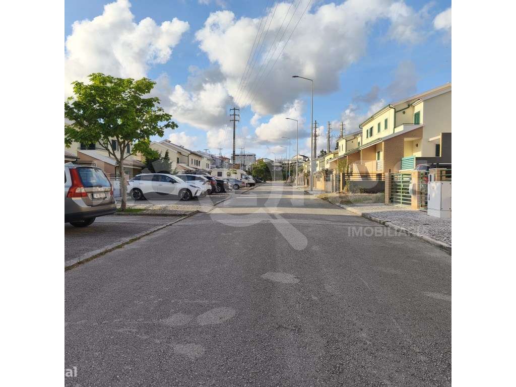 Terreno | Projeto-Tipo Aprovado | Zona Calma | Facilidade Burocrática - Grande imagem: 4/19