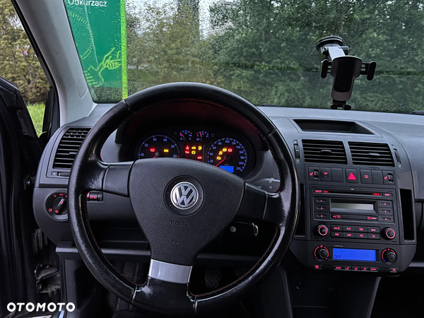 Volkswagen Polo - 18