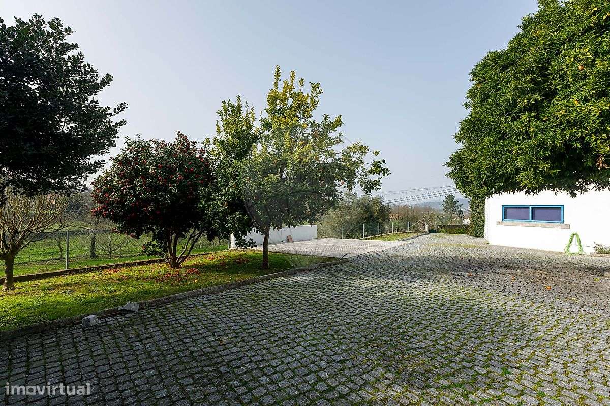 Moradia T8 para venda-10