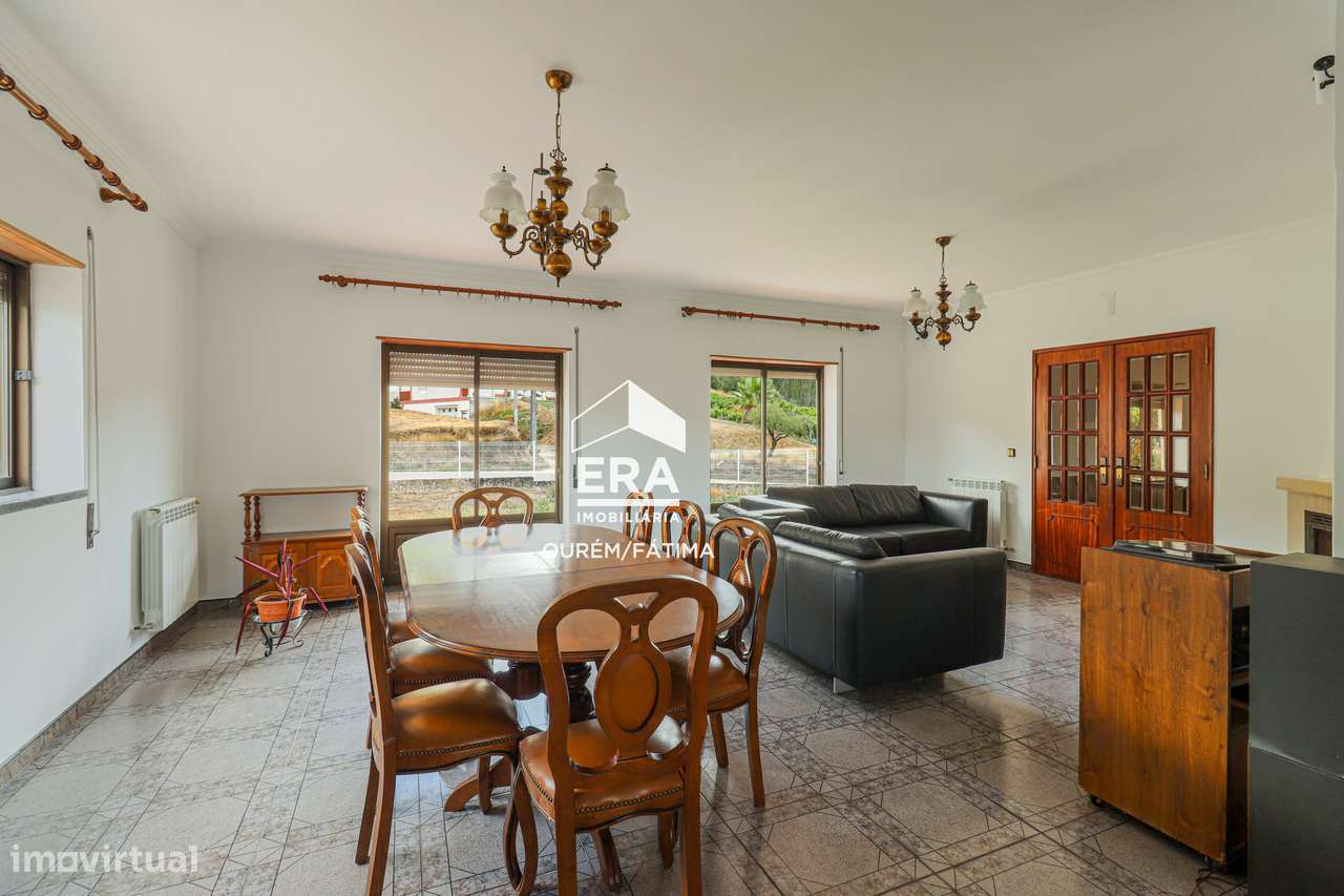 Moradia T5 no Olival, Ourém-6