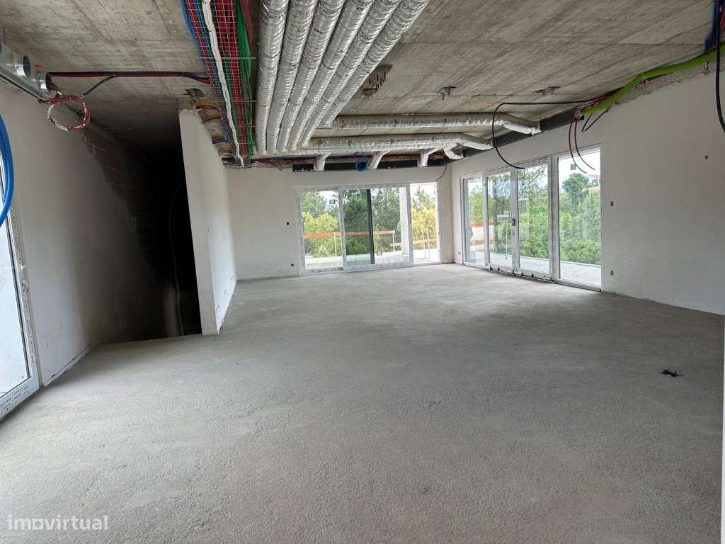 Moradia T5 de Luxo | Vila Alegre, Fernão Ferro-20
