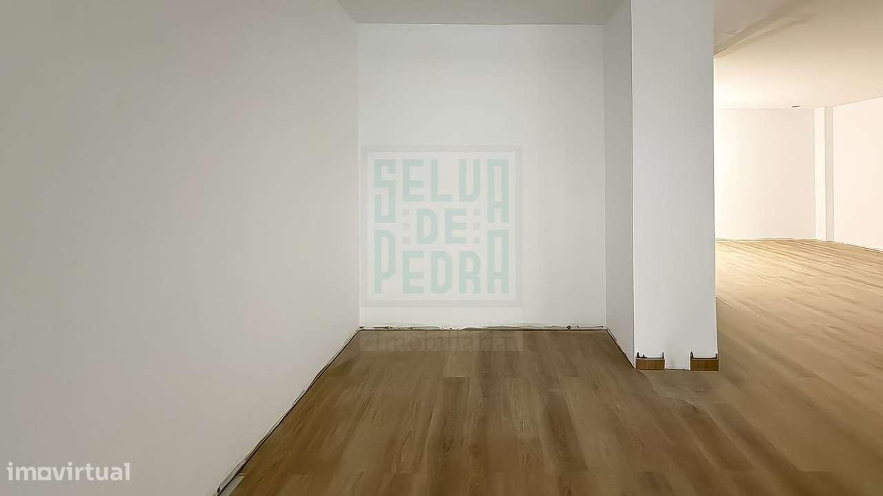 Apartamento T2+1 Centro de Paços de Ferreira-22