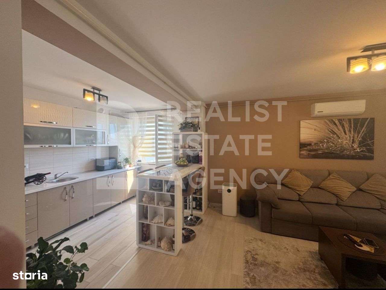 Vânzare, apartament cu 3 camere în zona Militari Residence - Imagine principală: 4/13