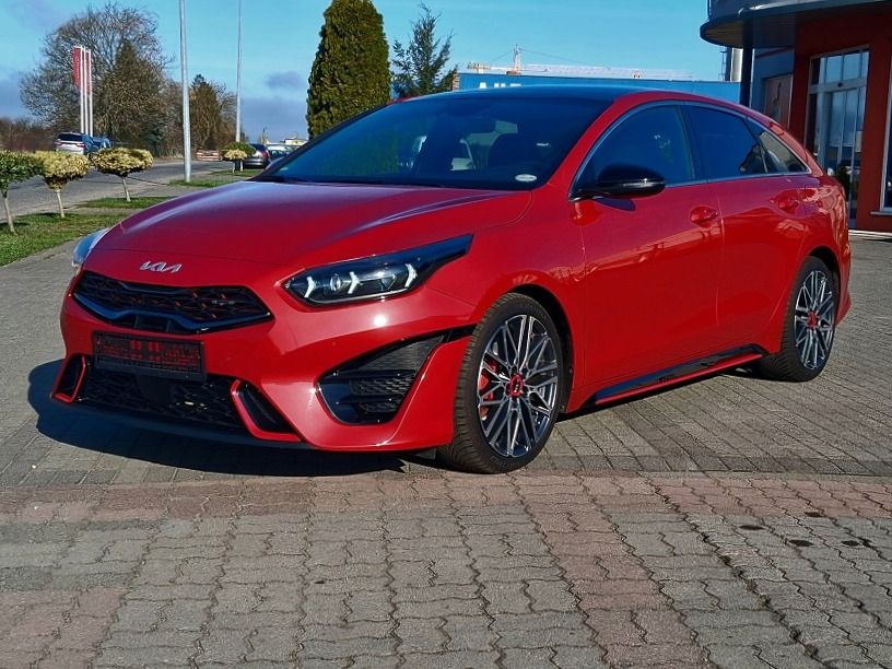 Kia Ceed 1.6 T-GDI GT DCT 2023